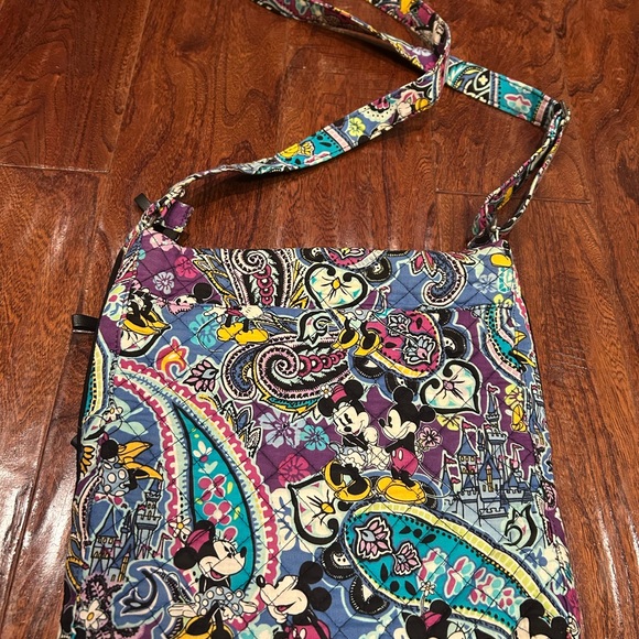 Disney Vera Bradley Crossbody Bag - Picture 2 of 4